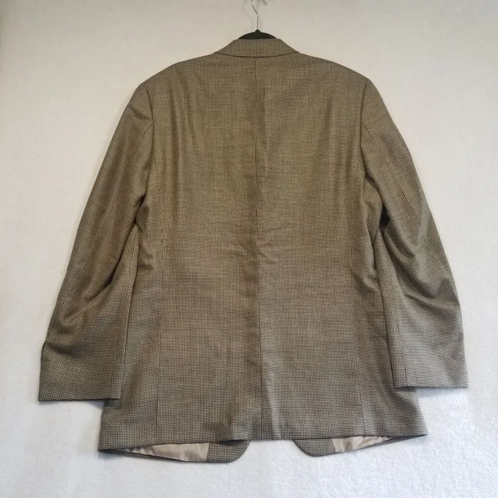 Hugo Boss 44R Sport Coat 3 Button Tan Silk Wool Blend Plaid Classic Business